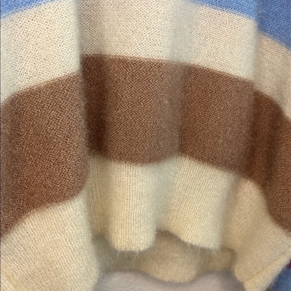 Anthropologie Flat White Fluffy Cream Striped Crewneck Women's Sweater M - Picture 9 of 10